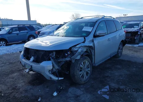 2018 Nissan Pathfinder Sv z USA, uszkodzony, nr VIN 5N1DR2MM4JC653488